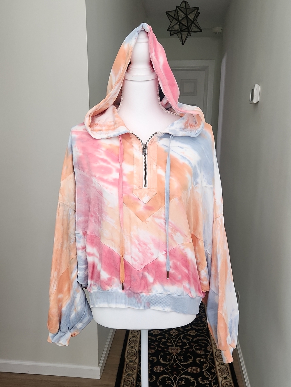 PINK Victoria's Secret Pastel Tie Dye Cropped Batwing Slouchy Hoodie L - Picture 3 of 16